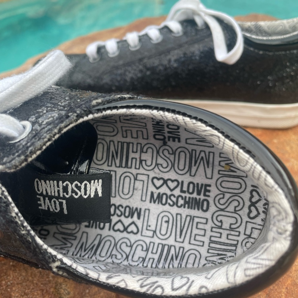 Love Moschino “I Do” Sneakers - Picture 7 of 11